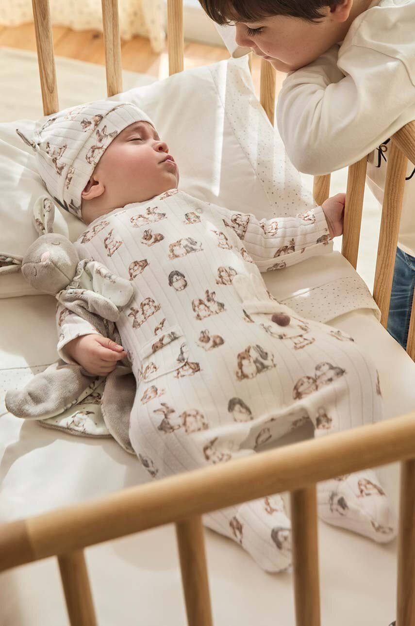 

Бебешки къс гащеризон Mayoral Newborn 2790, Бежов