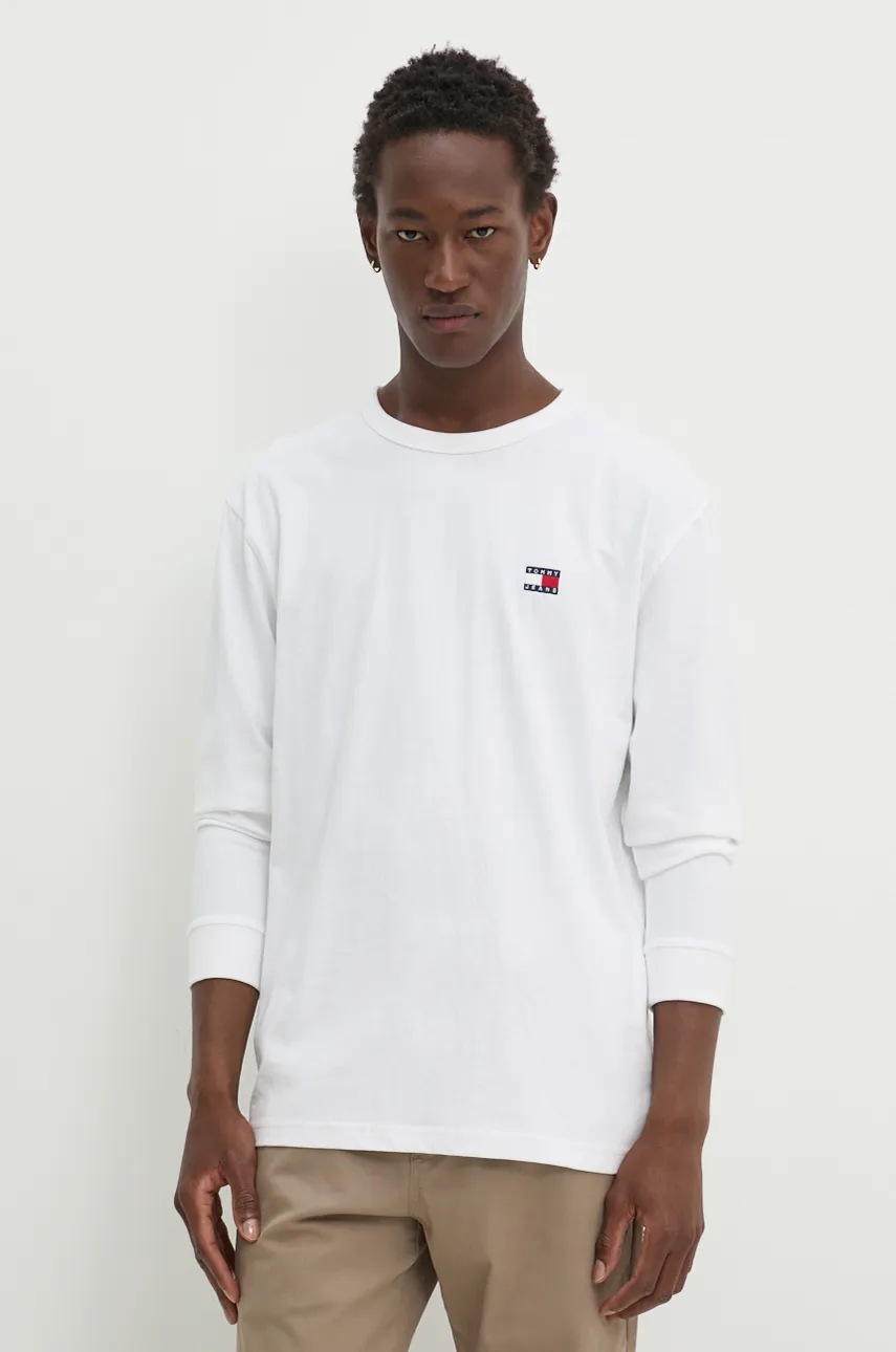 

Памучна блуза с дълги ръкави Tommy Jeans в бяло с апликация DM0DM18436, Бял