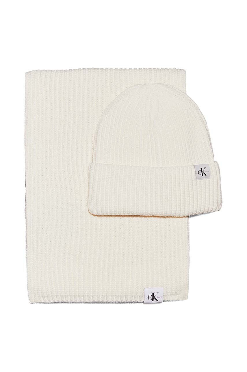 Детская шапка и шарф Calvin Klein Jeans цвет бежевый IU0IU00638