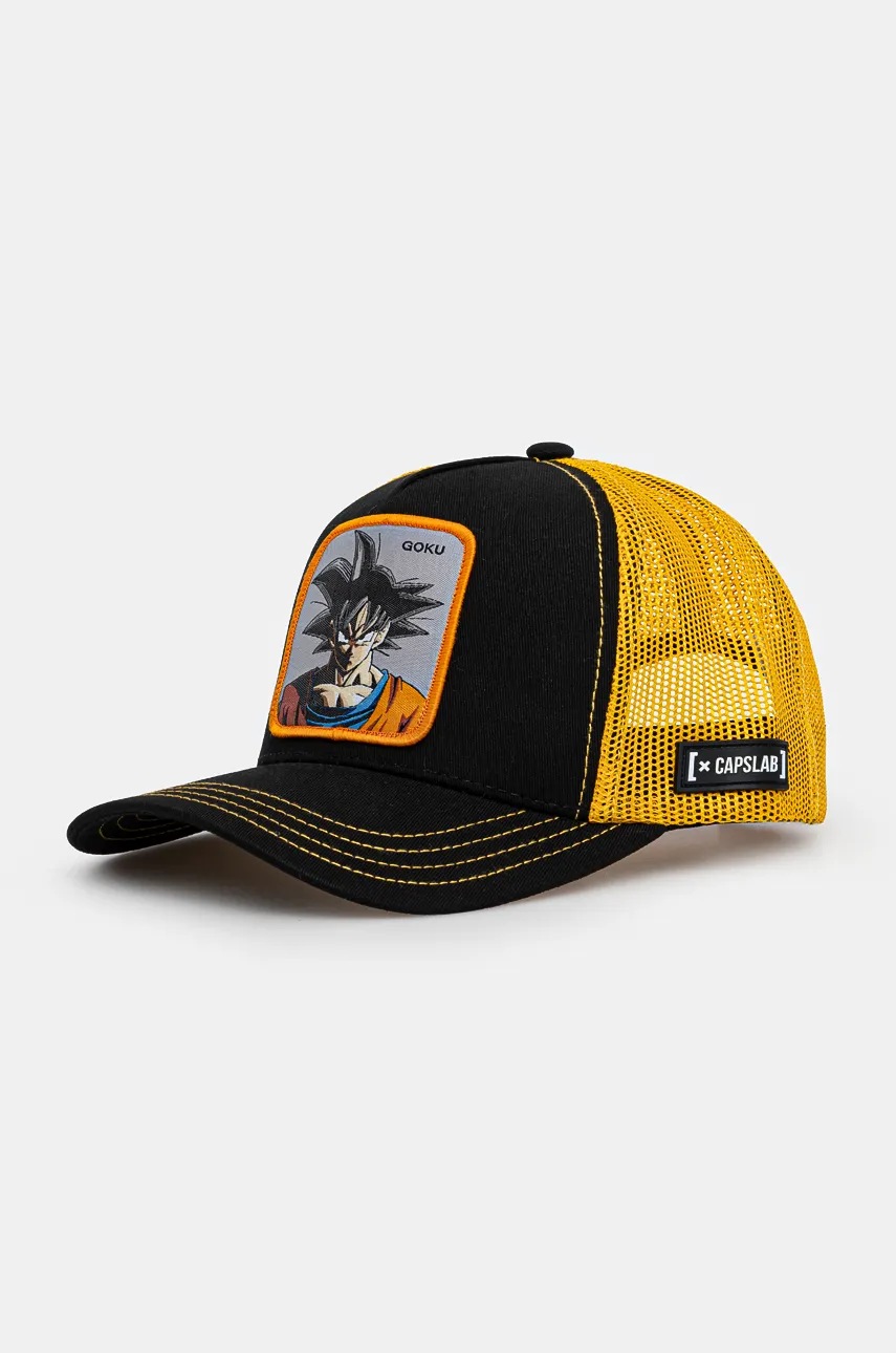 

Детска шапка с козирка Capslab Dragon Ball Capslab Trucker в жълто с апликация CL.DBZ.3.GOKB, Жълт