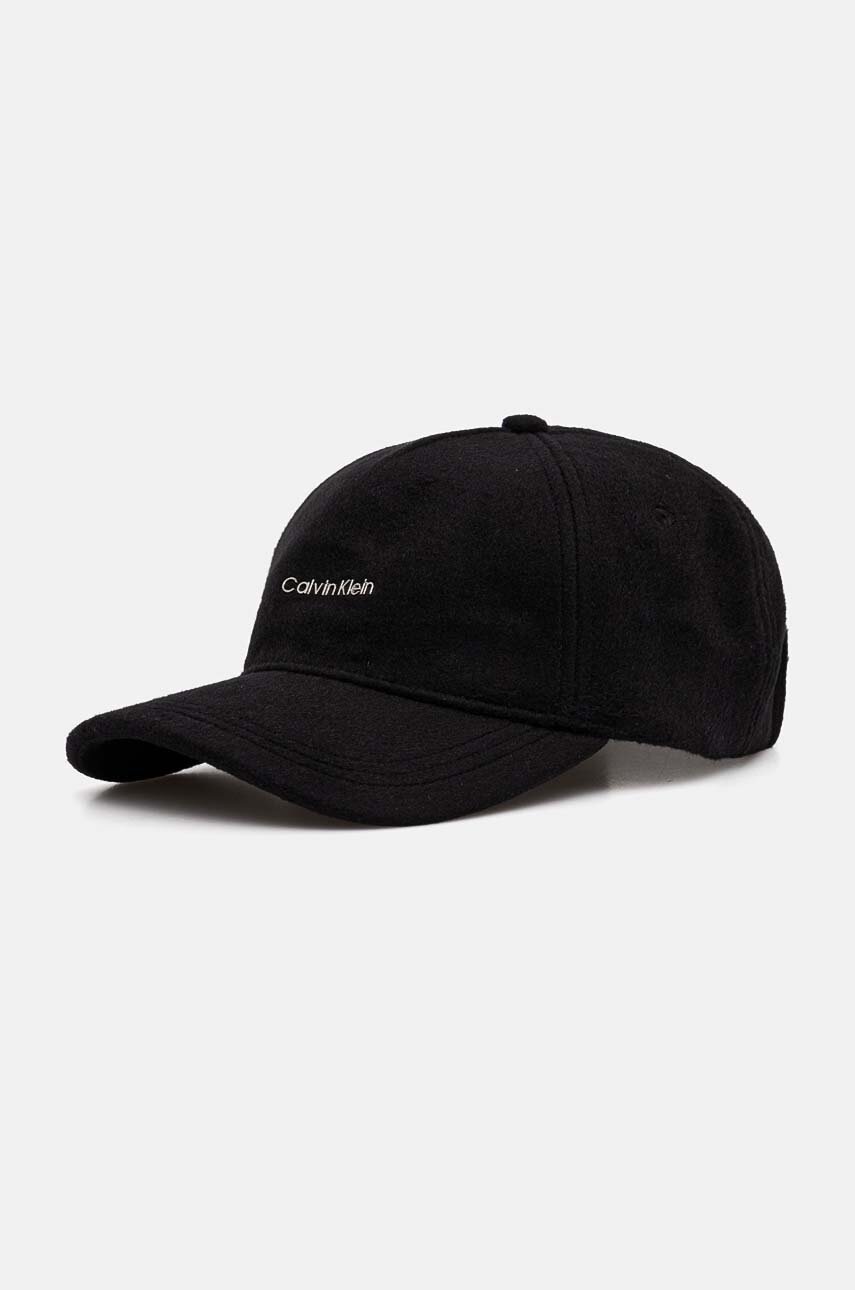 

Вълнена шапка с козирка Calvin Klein в черно с изчистен дизайн K60K612364, Черен