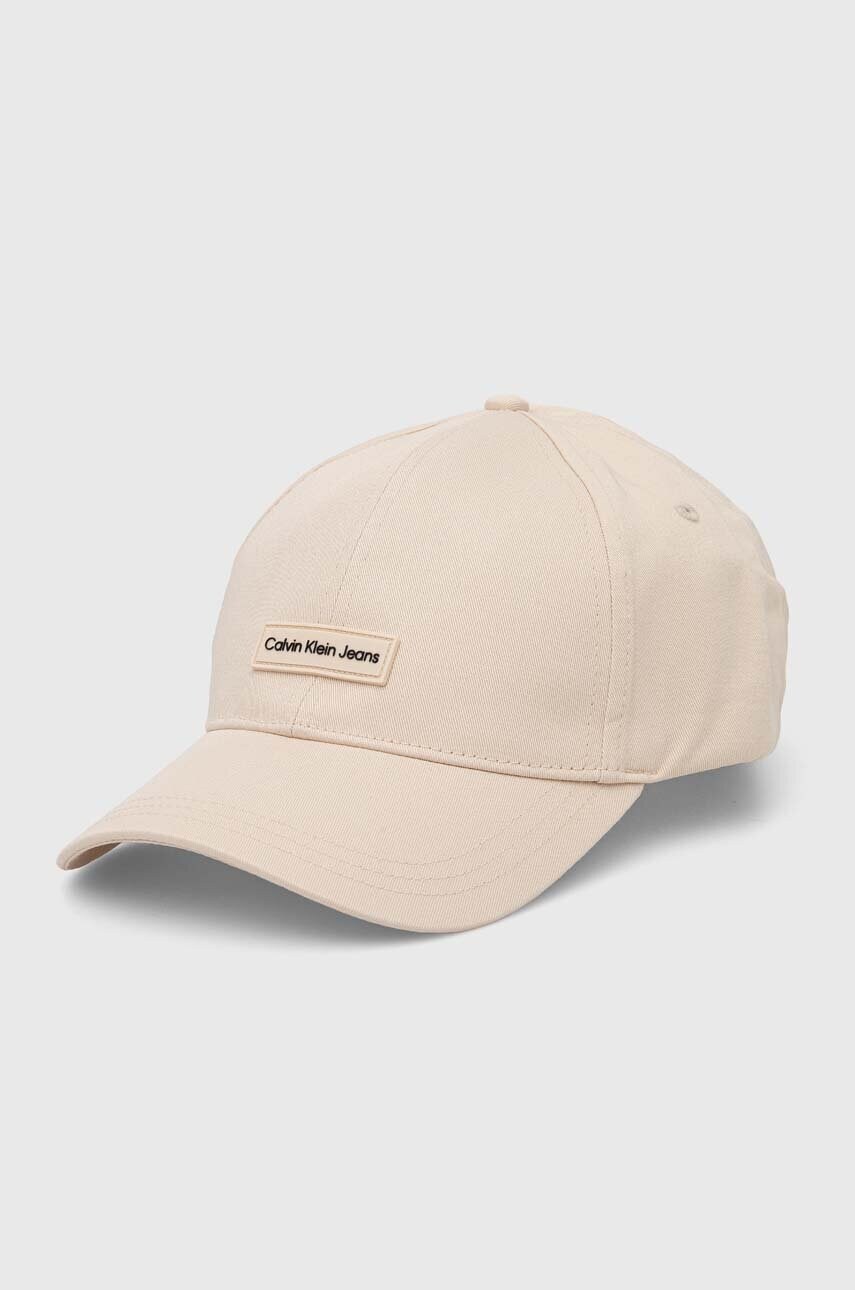 

Шапка с козирка Calvin Klein Jeans в бежово с апликация K60K612323, Бежов