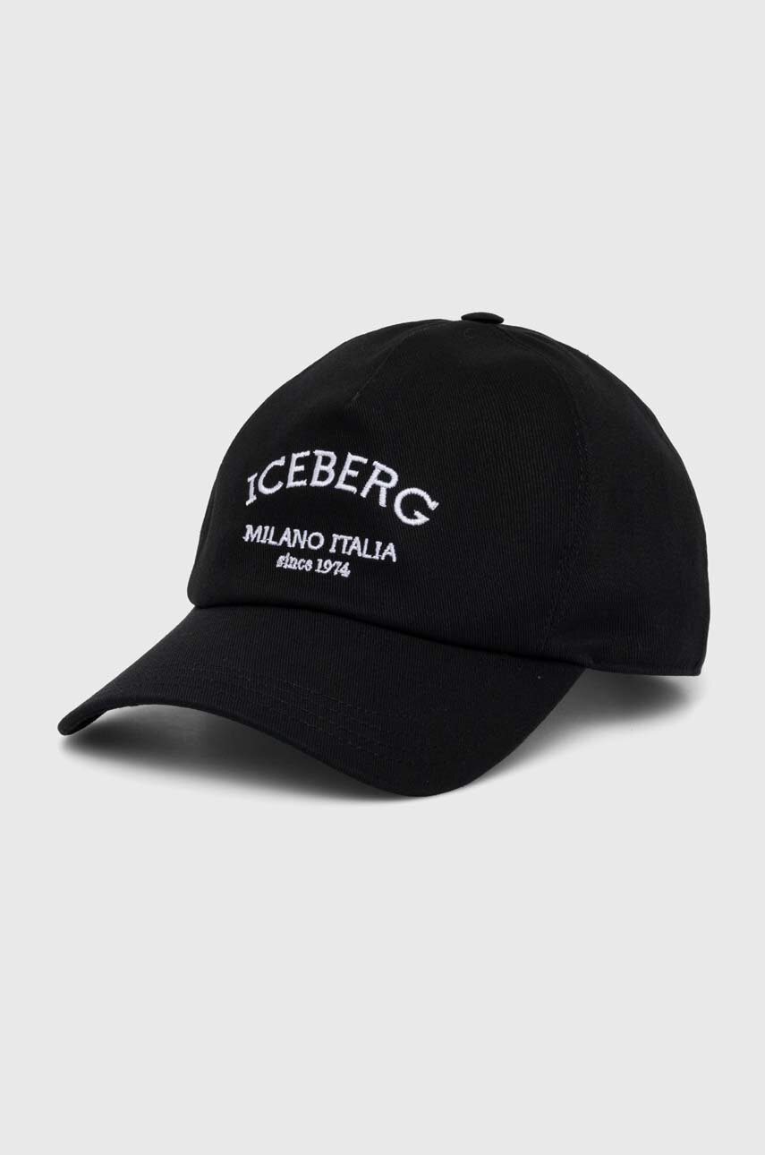 

Шапка с козирка Iceberg в черно с апликация 71 046 950, Черен