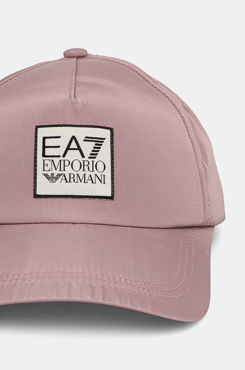 Кепка EA7 Emporio Armani цвет розовый с аппликацией 4F100.280044 Кепка EA7 Emporio Armani цвет розовый с аппликацией 4F100.280044