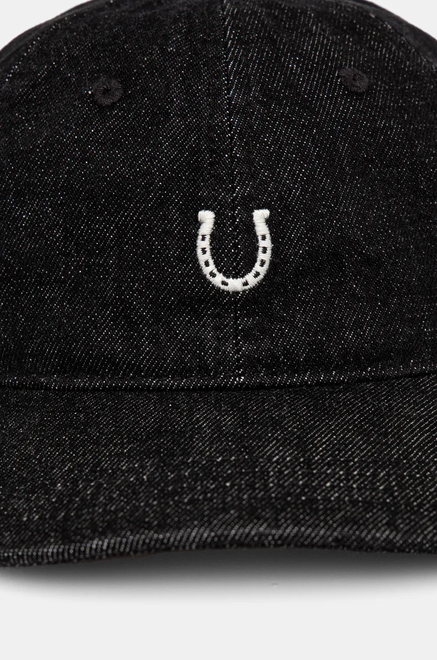 Τζιν καπέλο μπέιζμπολ Levi's χρώμα: μαύρο, D7920-0009 φωτογραφία