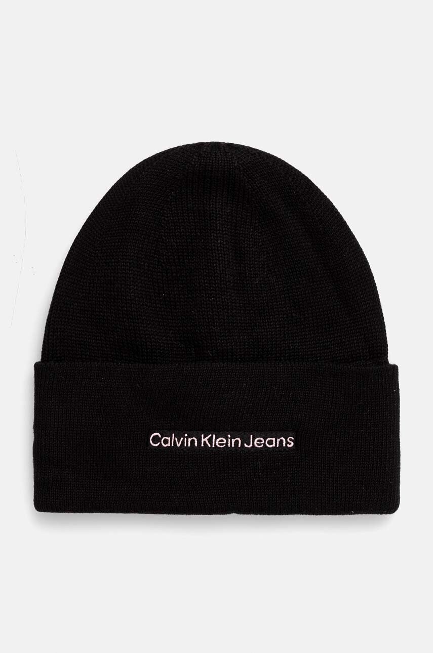 Levně Čepice Calvin Klein Jeans černá barva, z tenké pleteniny, K60K612651