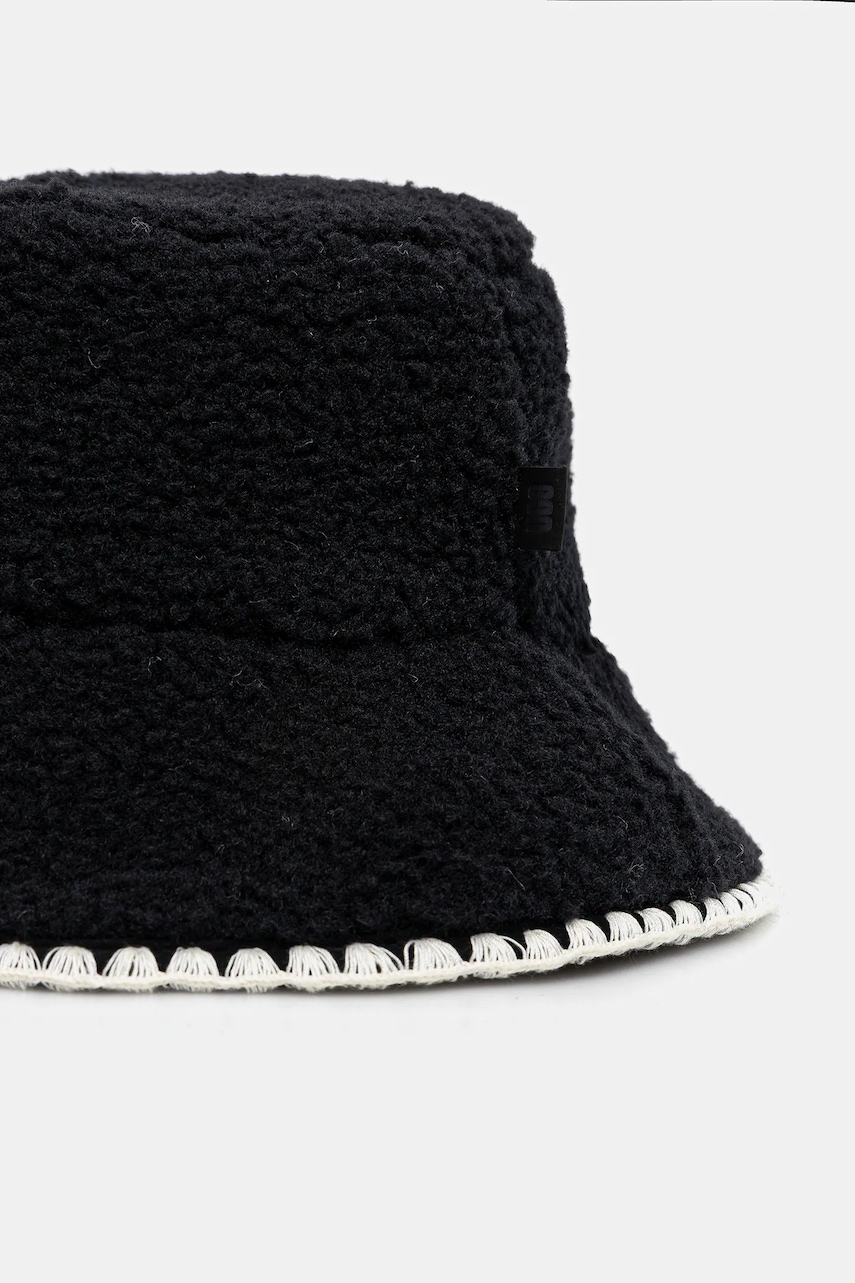 Шляпа UGG цвет чёрный 100914 Шляпа UGG цвет чёрный 100914