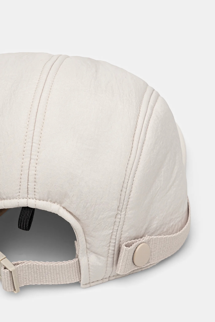 Kšiltovka adidas x Moon Boot