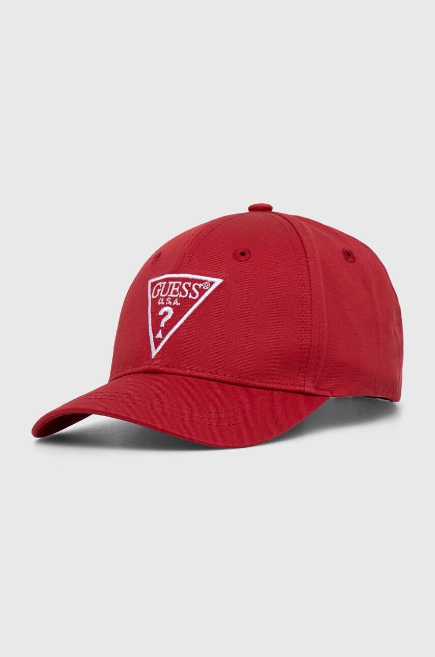 

Детска памучна шапка с козирка Guess в червено с апликация H3GZ01 WO08O, Червен