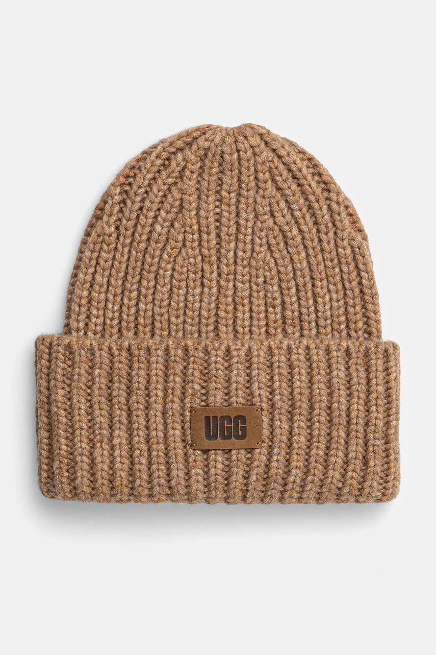 UGG caciula din amestec de lana CHUNKY RIB BEANIE culoarea maro, din tricot gros, 21687