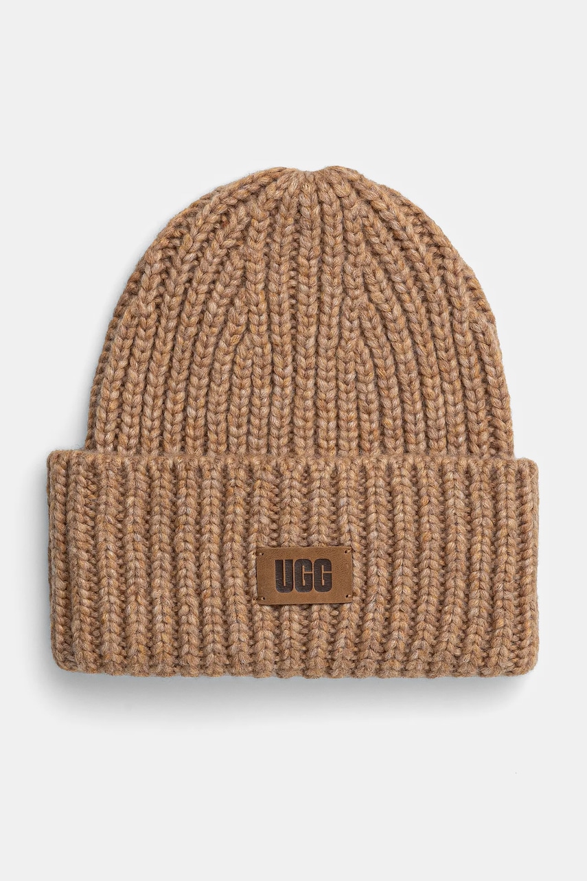 UGG caciula din amestec de lana CHUNKY RIB BEANIE culoarea maro, din tricot gros, 21687