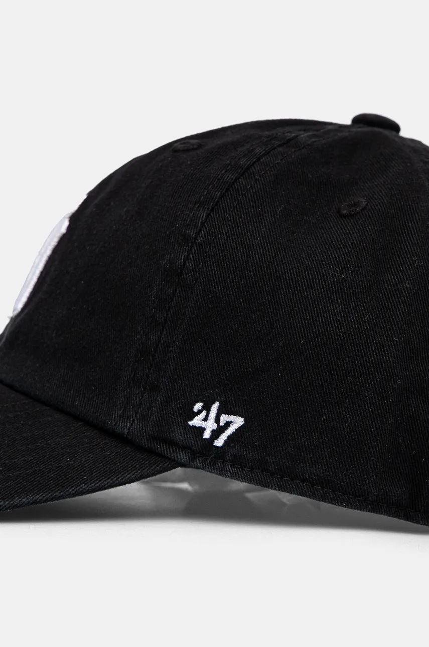 Детская хлопковая кепка 47 brand MLB New York Yankees цвет чёрный с аппликацией B-NLRGW17GWS-BKC_KIDS
