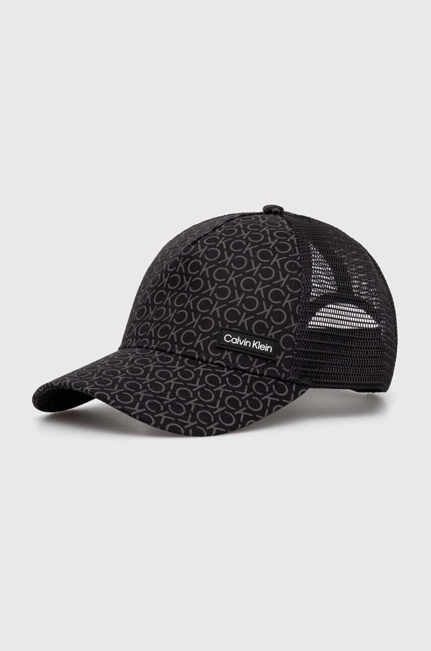 

Шапка с козирка Calvin Klein в черно с десен K50K511993, Черен