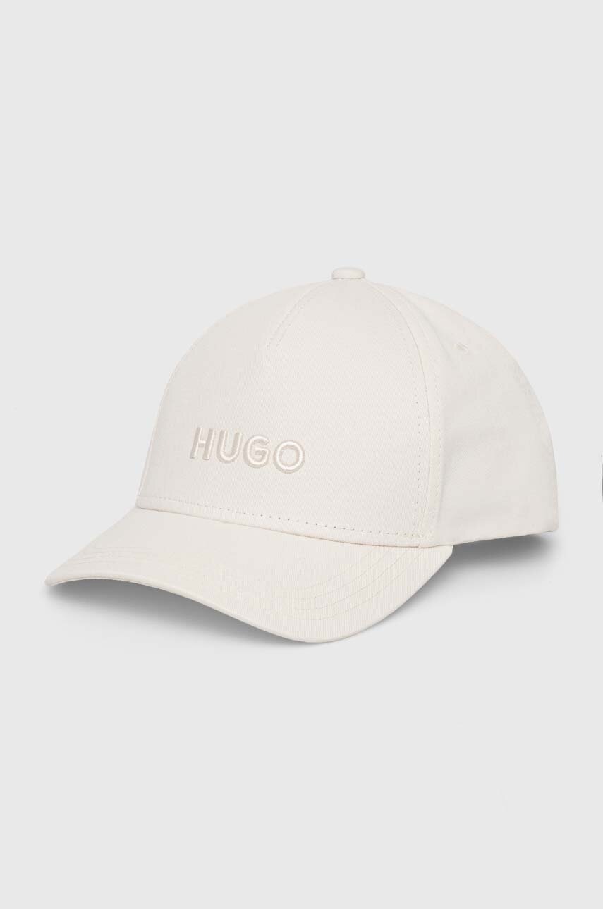 

Памучна шапка с козирка HUGO в бежово с апликация 50518901, Бежов
