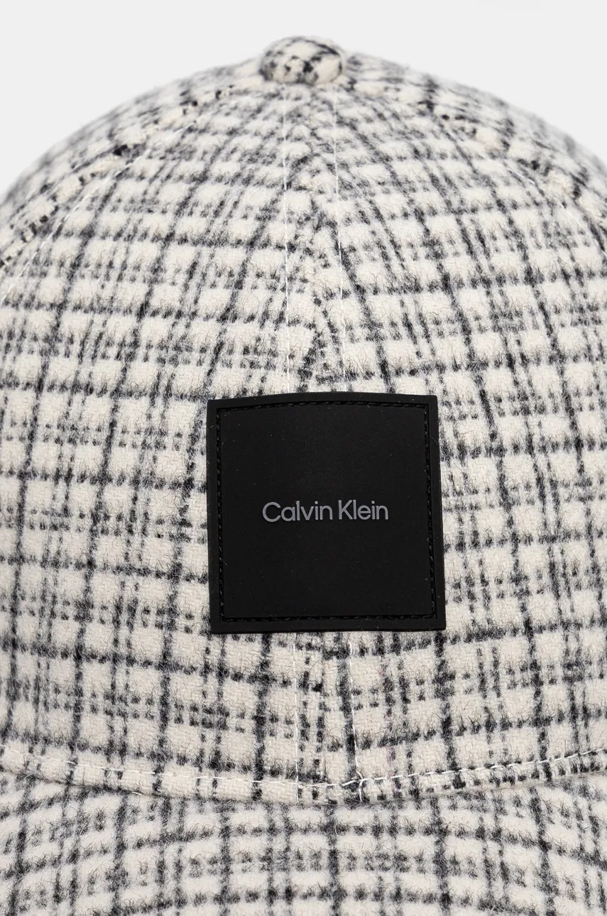 Шерстяная кепка Calvin Klein цвет бежевый узор K50K512366 Шерстяная кепка Calvin Klein цвет бежевый узор K50K512366