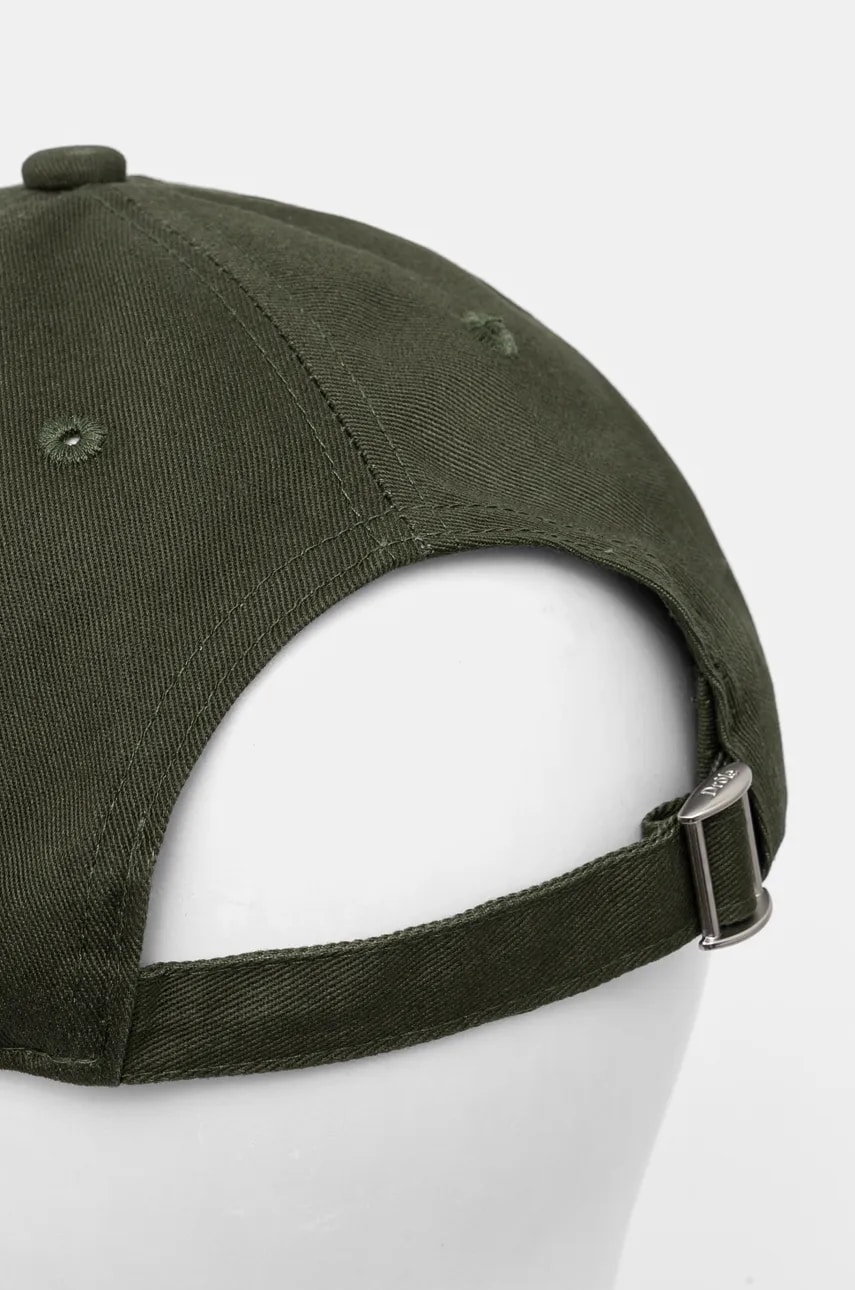 Хлопковая кепка Drôle de Monsieur La Casquette Slogan Fleurs цвет зелёный с аппликацией E-CP153-CO138-KK Хлопковая кепка Drôle de Monsieur La Casquette Slogan Fleurs цвет зелёный с аппликацией E-CP153-CO138-KK