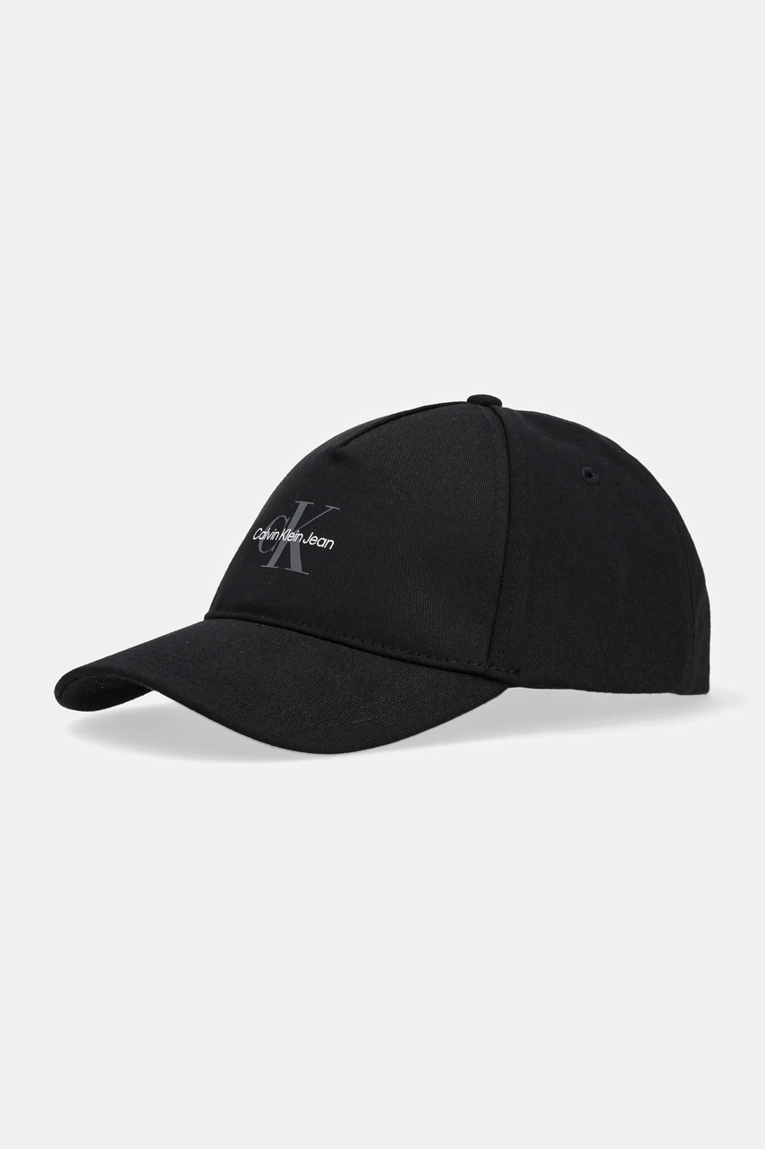 

Шапка с козирка Calvin Klein Jeans в черно с принт K50K512450, Черен