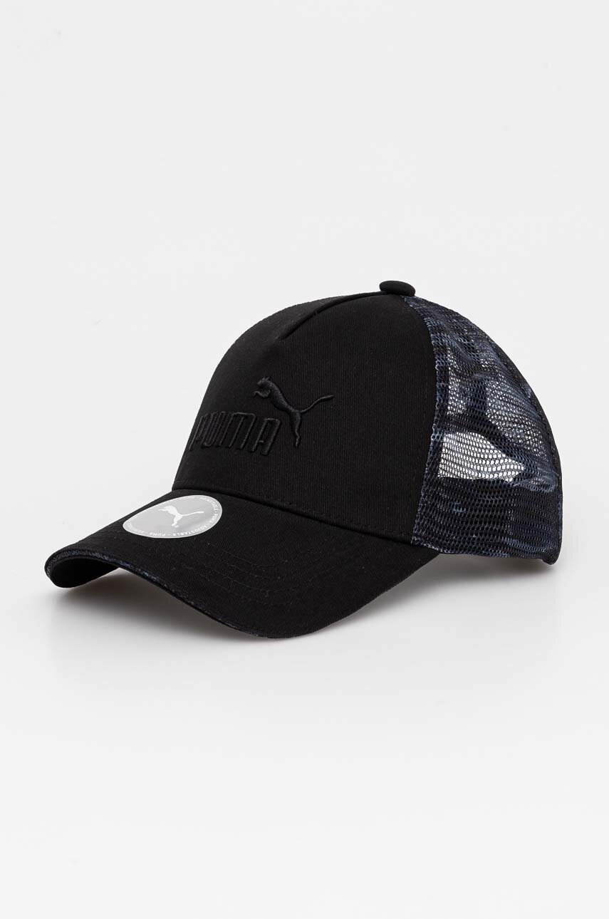 

Шапка с козирка Puma в черно с апликация 25481, Черен