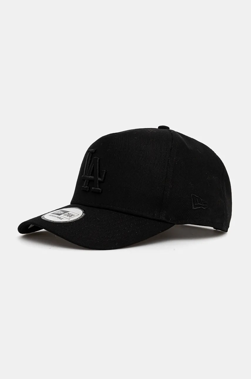 

Памучна шапка с козирка New Era LOS ANGELES DODGERS в черно с изчистен дизайн 60565167, Черен