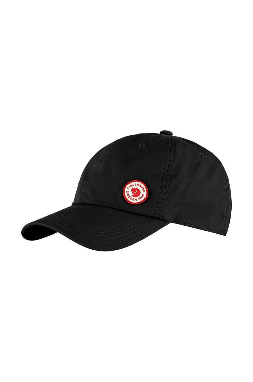 

Шапка с козирка Fjallraven Fjällräven Logo Cap в черно с апликация F13100181.550, Черен