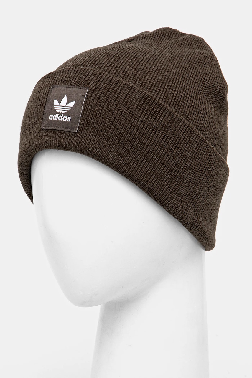 Шапка adidas Originals цвет зелёный IY7030 Шапка adidas Originals цвет зелёный IY7030