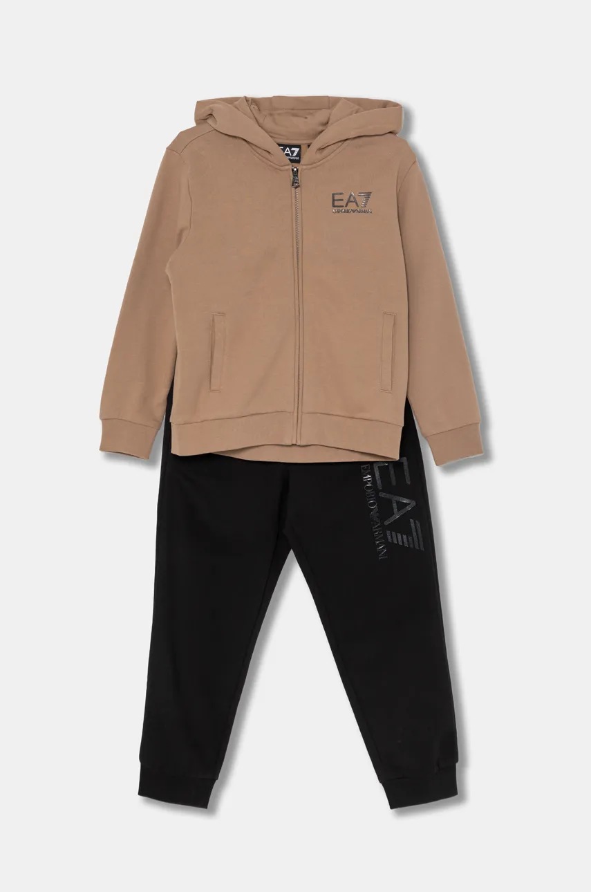 

Детски анцуг EA7 Emporio Armani в бежово 6DBV56 BJEXZ, Кафяв
