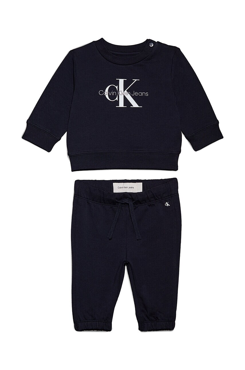 Levně Dětská tepláková souprava Calvin Klein Jeans černá barva, IN0IN00017