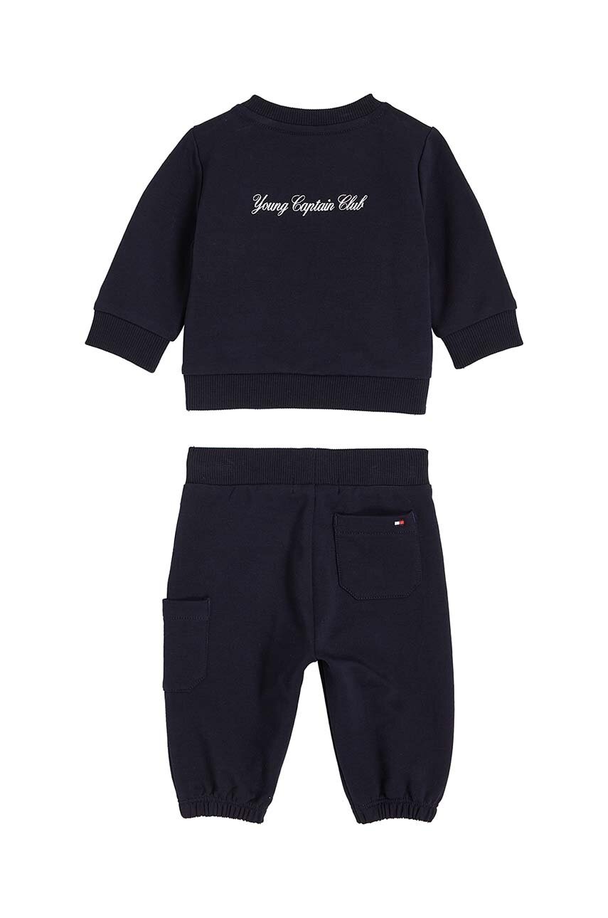 Спортивный костюм для младенцев Tommy Hilfiger цвет чёрный KN0KN01923 Спортивный костюм для младенцев Tommy Hilfiger цвет чёрный KN0KN01923