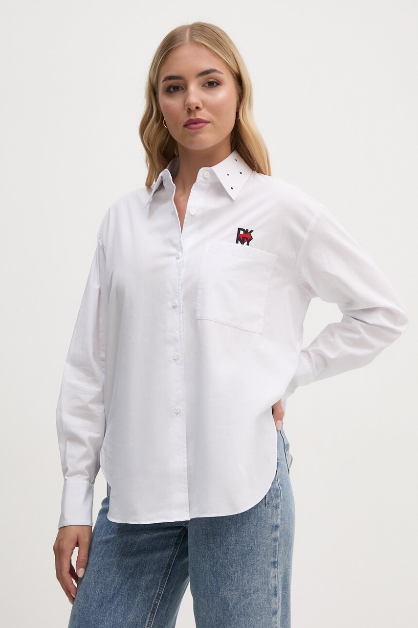 

Памучна риза Dkny дамска в бяло със свободна кройка с класическа яка D2E4A112, Бял