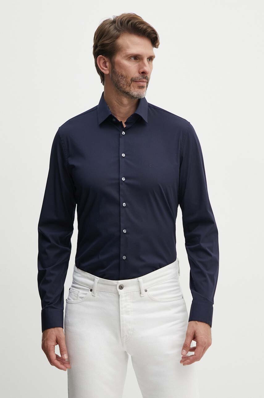 

Риза Calvin Klein мъжка в тъмносиньо с кройка по тялото с класическа яка K10K113160, Тъмносин