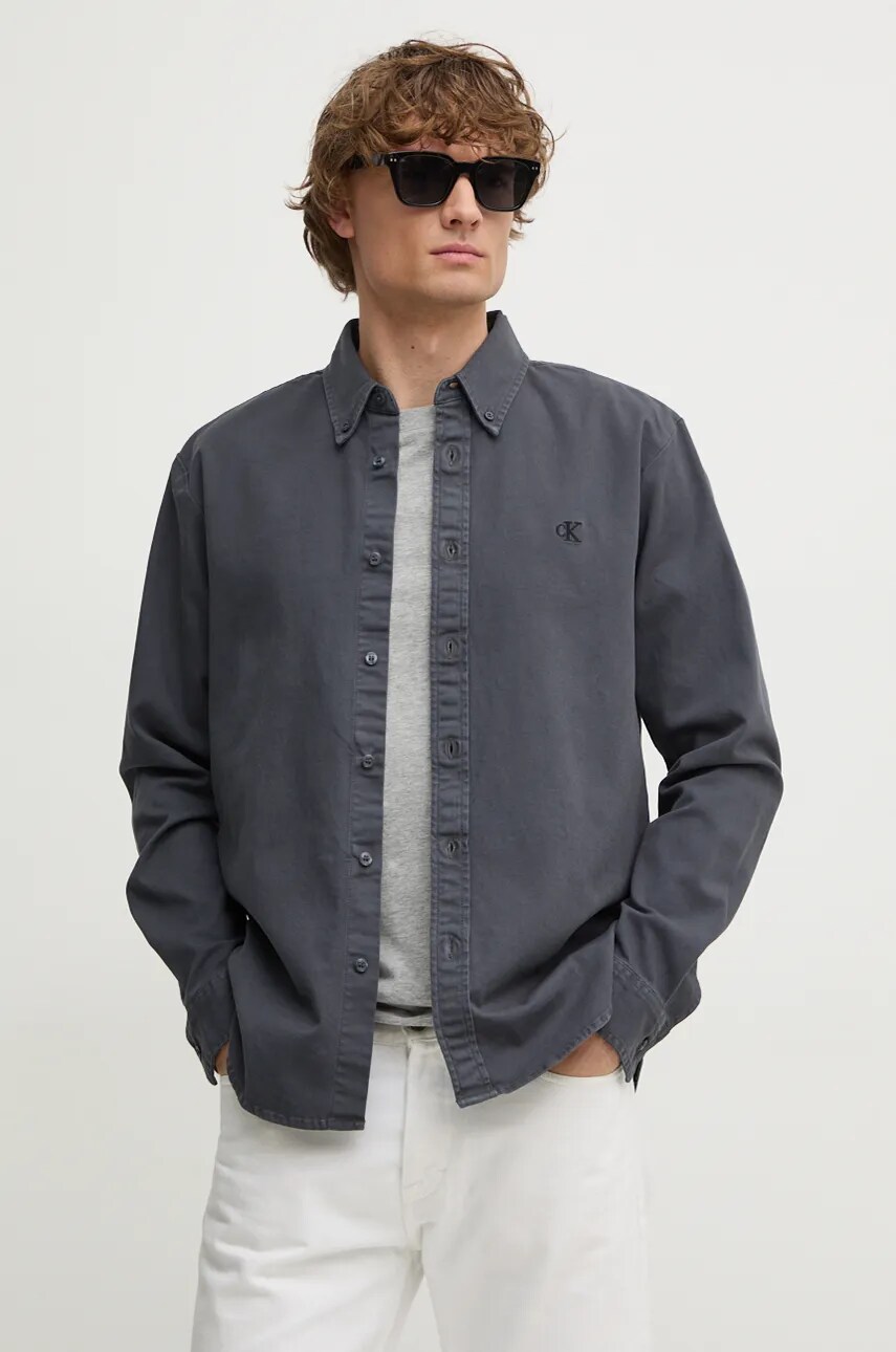 Levně Košile Calvin Klein Jeans pánská, šedá barva, regular, s límečkem button-down, J30J326187