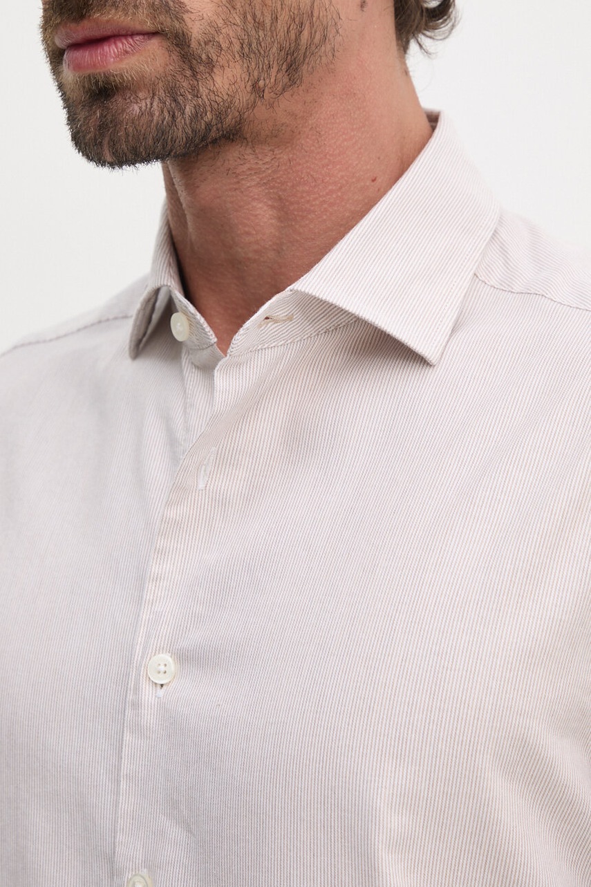 Сорочка Hackett London чоловіча колір бежевий regular з італійським коміром HM3010096 