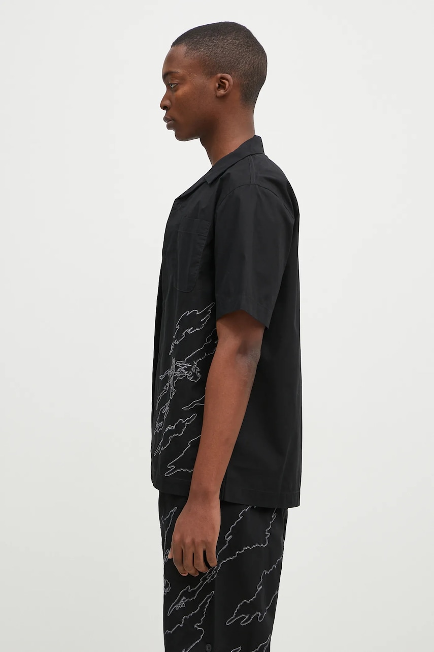 Хлопковая рубашка Maharishi Dpm: Sparse Bonsai Camo Shirt мужская цвет чёрный relaxed 5336.BLACK Хлопковая рубашка Maharishi Dpm: Sparse Bonsai Camo Shirt мужская цвет чёрный relaxed 5336.BLACK