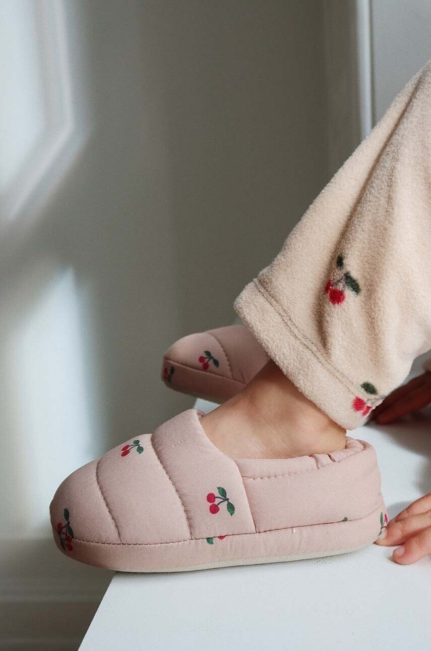 Konges Sløjd papuci copii GLOBE FOOTIES culoarea roz, KS101296