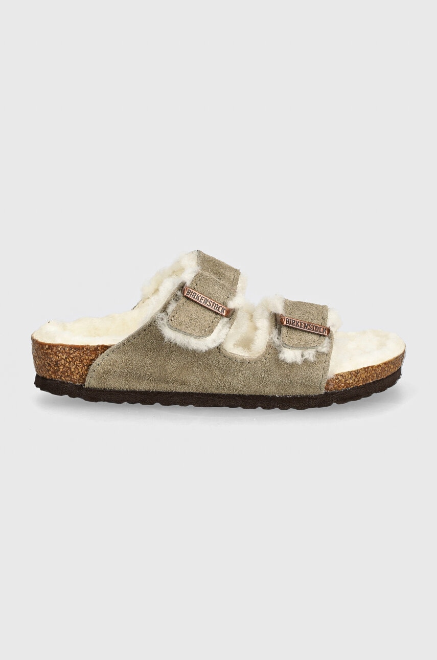 Детские замшевые шлепанцы Birkenstock Arizona Shearling цвет бежевый 1028689 в Николаеве Детские замшевые шлепанцы Birkenstock Arizona Shearling цвет бежевый 1028689 в Николаеве