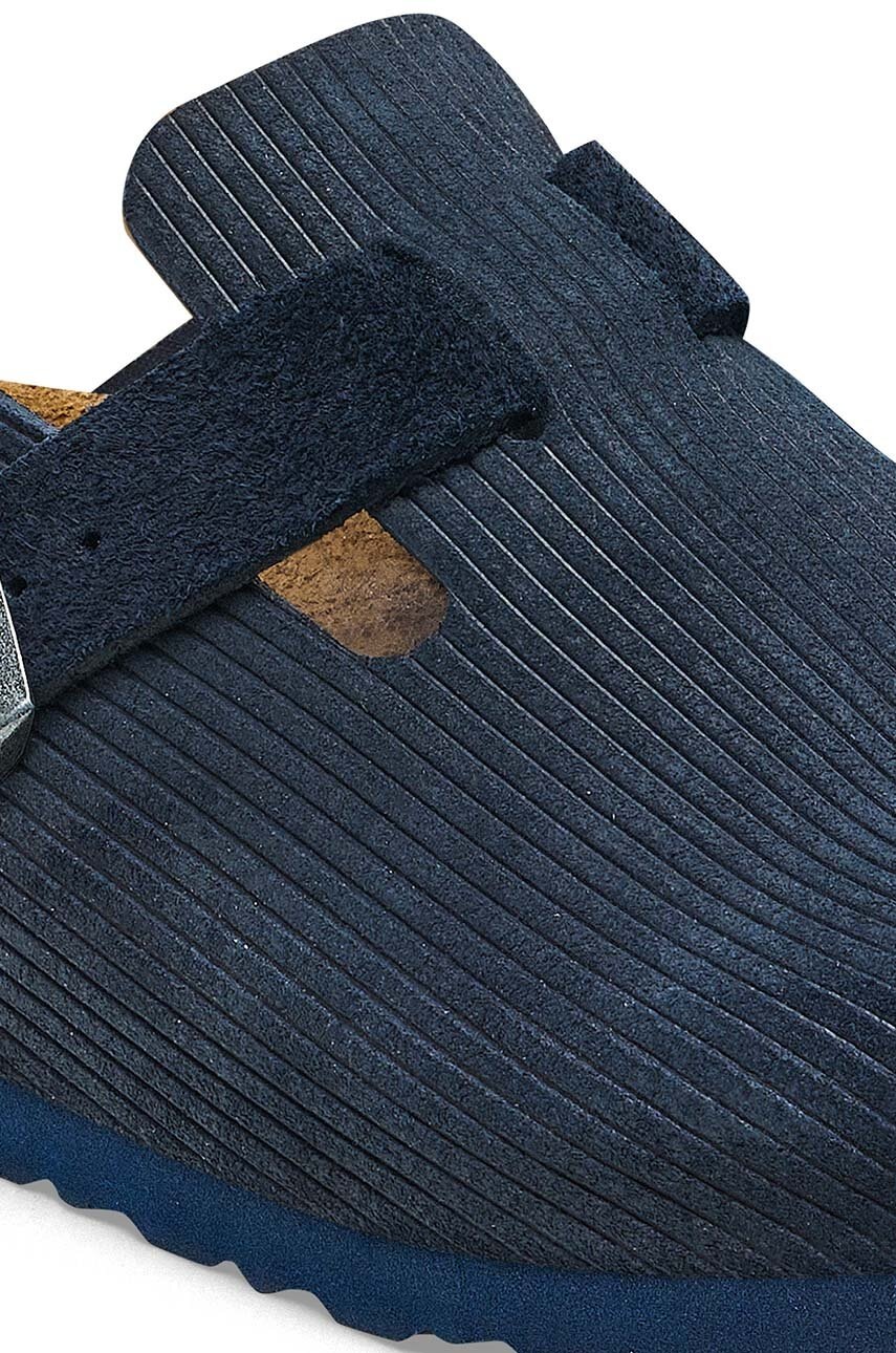 Замшеві шльопанці Birkenstock Boston Corduroy чоловічі колір синій 1026108 