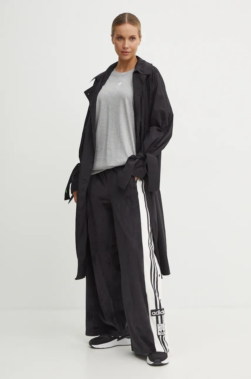 Пальто adidas Originals x Ksenia Schneider женский цвет чёрный переходной IW5668 Пальто adidas Originals x Ksenia Schneider женский цвет чёрный переходной IW5668