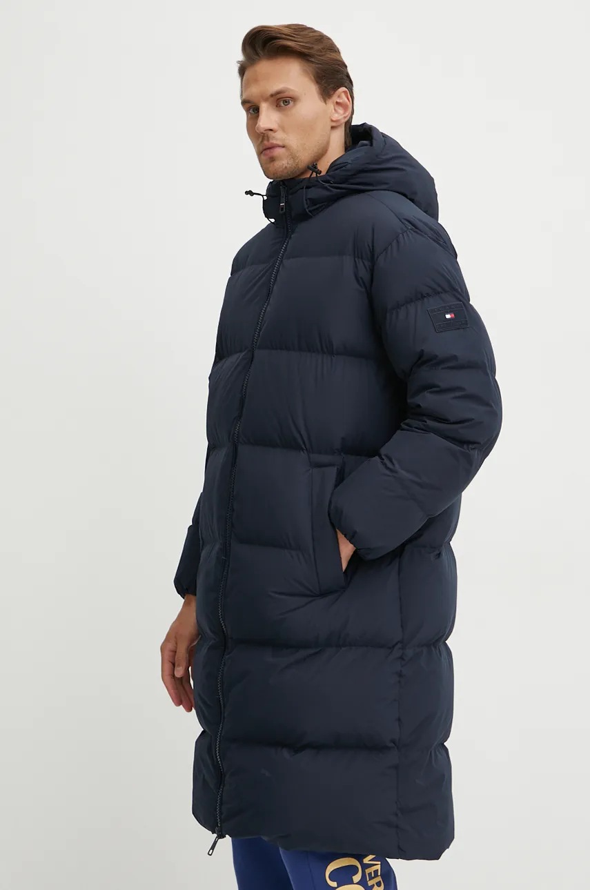 

Пухено яке Tommy Hilfiger в тъмносиньо зимен модел MW0MW37368, Тъмносин