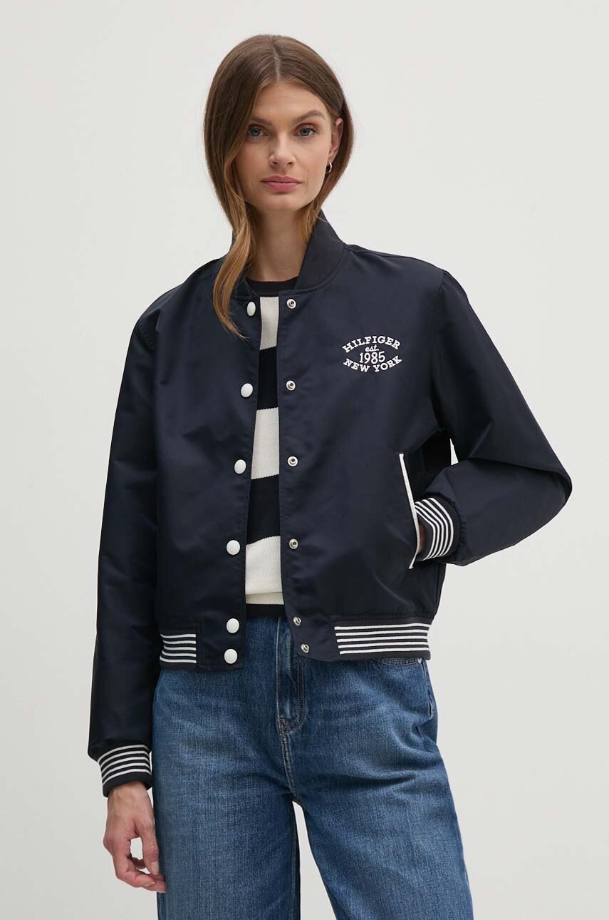 

Яке бомбър Tommy Hilfiger в тъмносиньо преходен модел WW0WW43320, Тъмносин