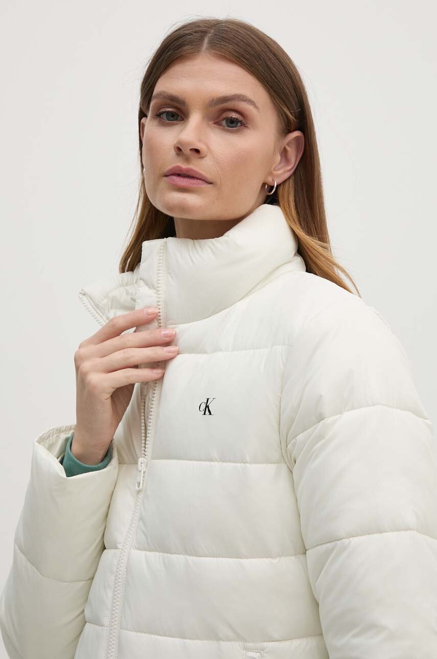 Μπουφάν Calvin Klein Jeans χρώμα: μπεζ, J20J223580 φωτογραφία