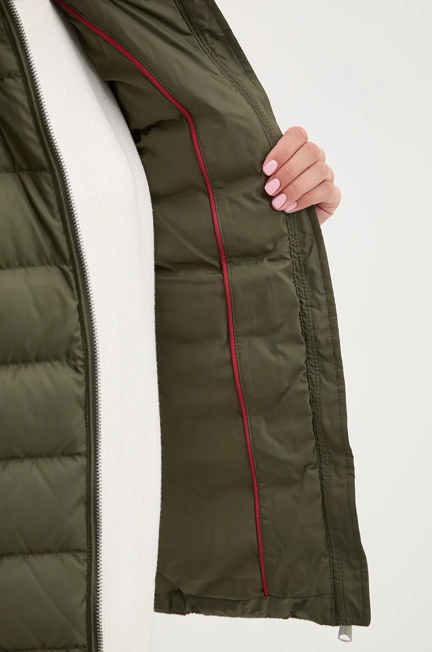 Пухова куртка Tommy Jeans жіноча колір зелений зимова DW0DW18312 