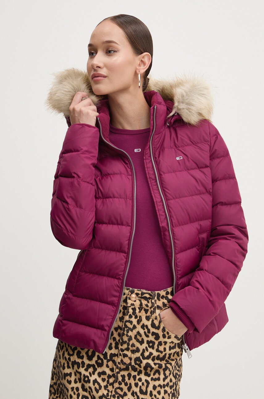 

Пухено яке Tommy Jeans в бордо зимен модел DW0DW18312