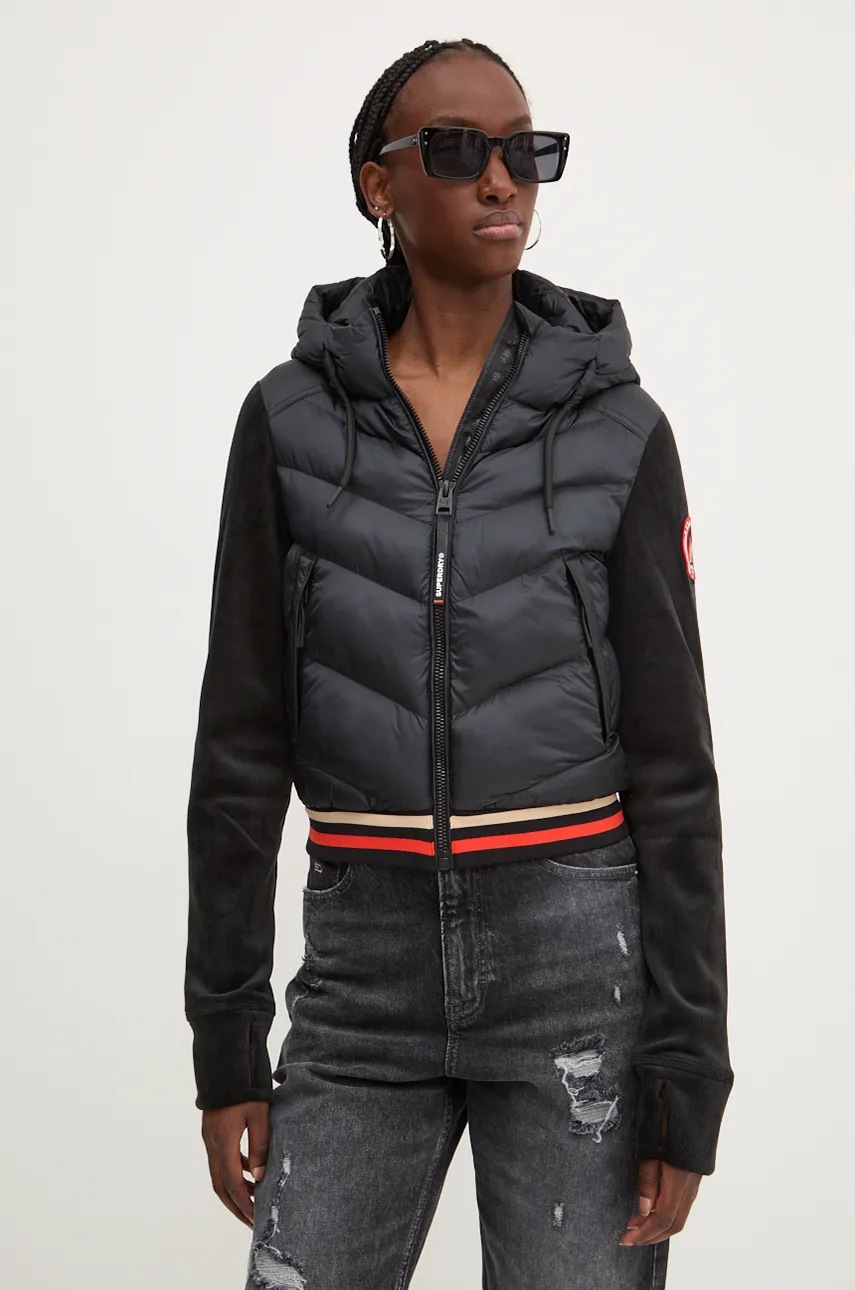 

Яке Superdry в черно преходен модел W5011727A-02A, Черен