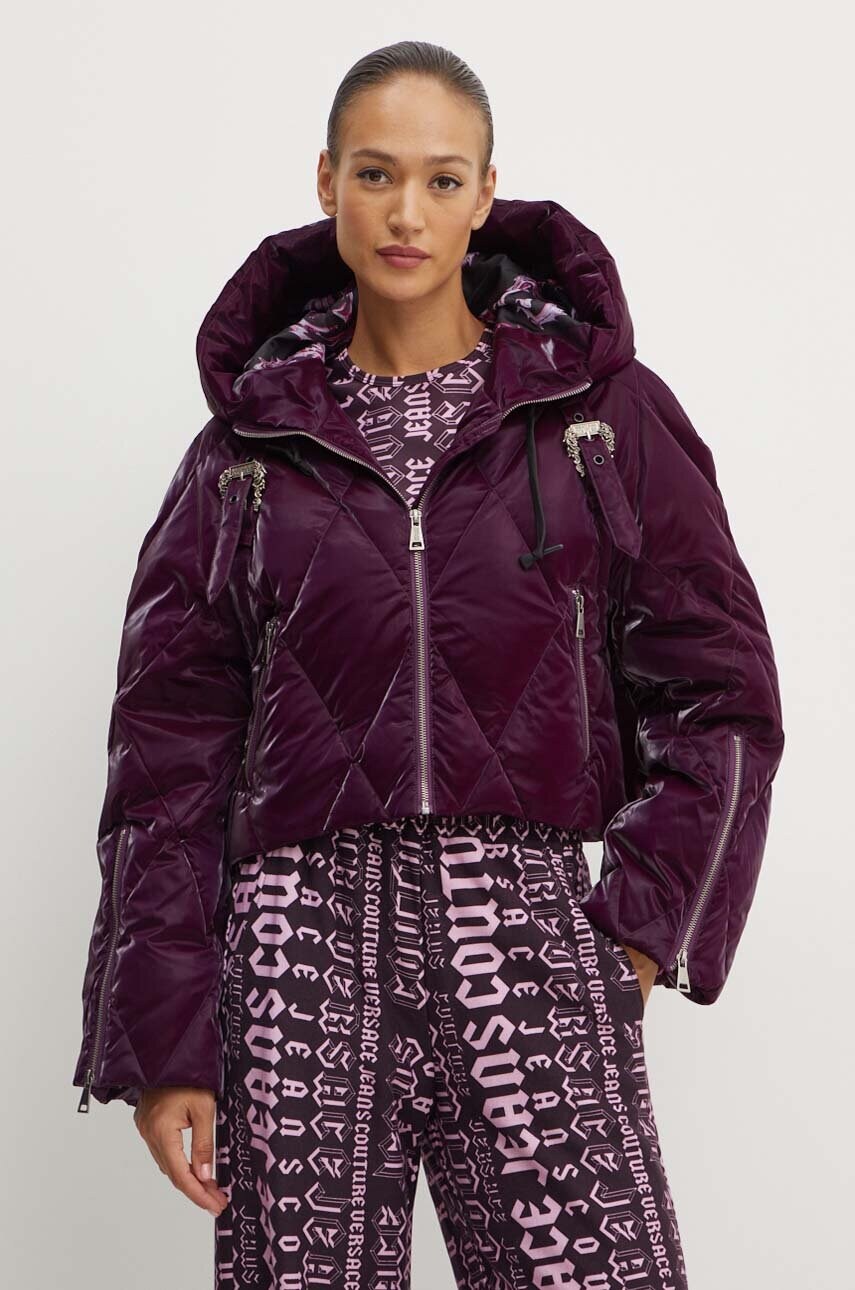 Versace Jeans Couture geaca de puf femei, culoarea bordo, de iarna, oversize, 77HAUD14 CQ05D Versace Jeans Couture geaca de puf femei, culoarea bordo, de iarna, oversize, 77HAUD14 CQ05D