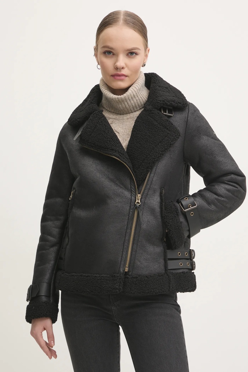 

Яке Superdry в черно преходен модел W5011689A-02A, Черен