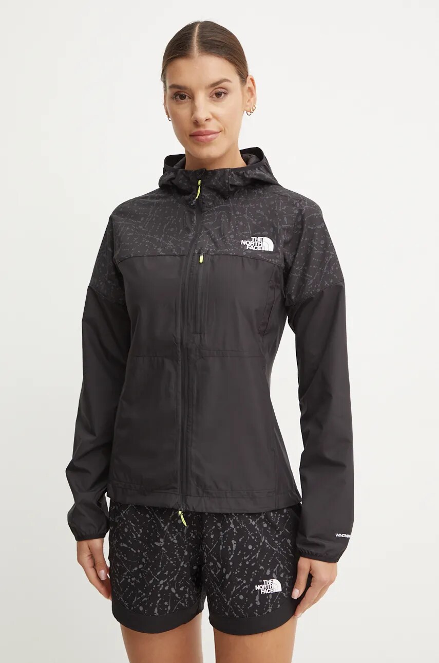 

Ветровка The North Face Higher в черно преходен модел NF0A87205ON1, Черен