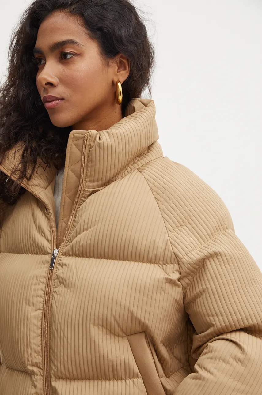 Куртка BOSS жіноча колір бежевий зимова oversize 50524026 