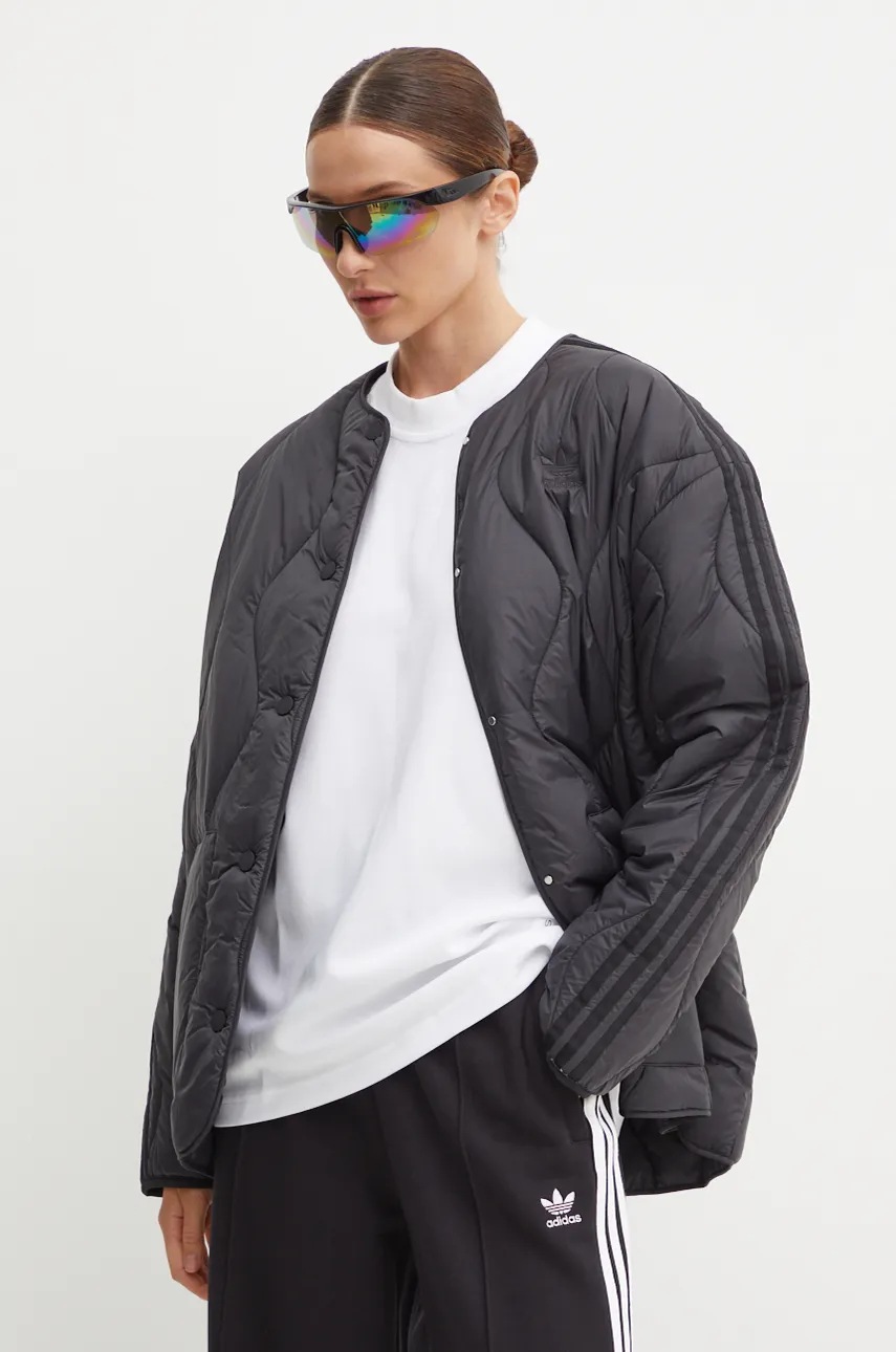 

Яке adidas Originals Quilted Liner в черно преходен модел JJ4353, Черен