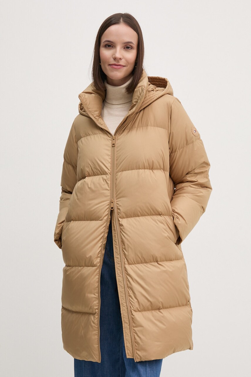 Levně Péřová bunda Tommy Hilfiger dámská, béžová barva, zimní, WW0WW43583