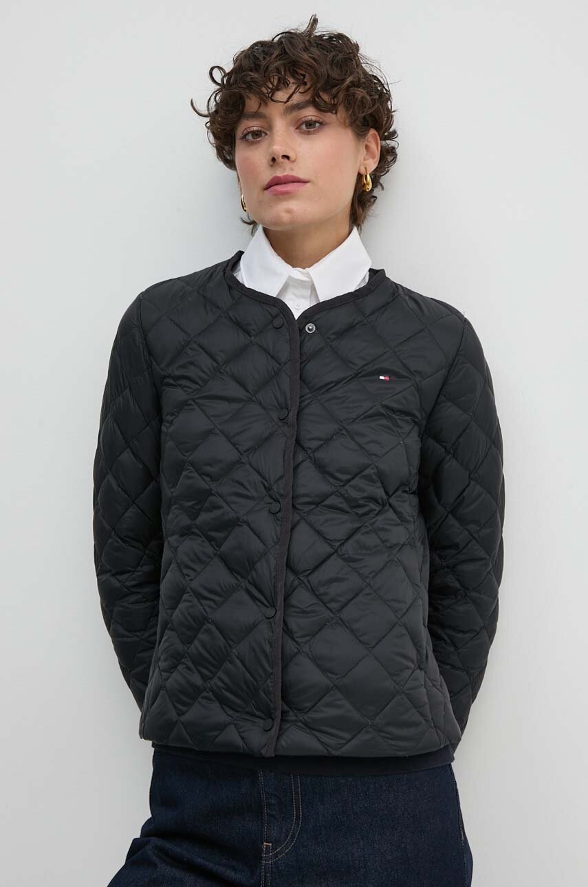 

Пухено яке Tommy Hilfiger в черно преходен модел WW0WW43215, Черен